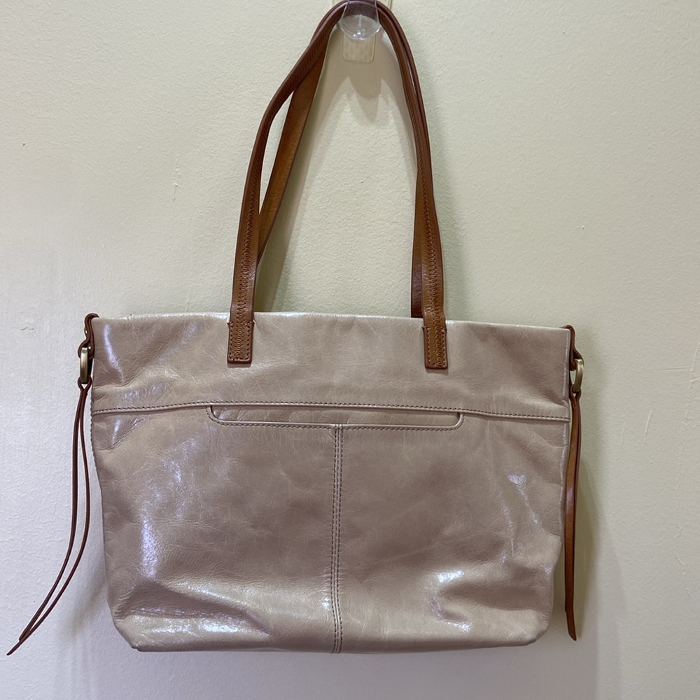 HOBO Beige Leather Tote with Brown Straps - Picture 2 of 12